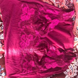 Natori maxi dress with lace top 💖